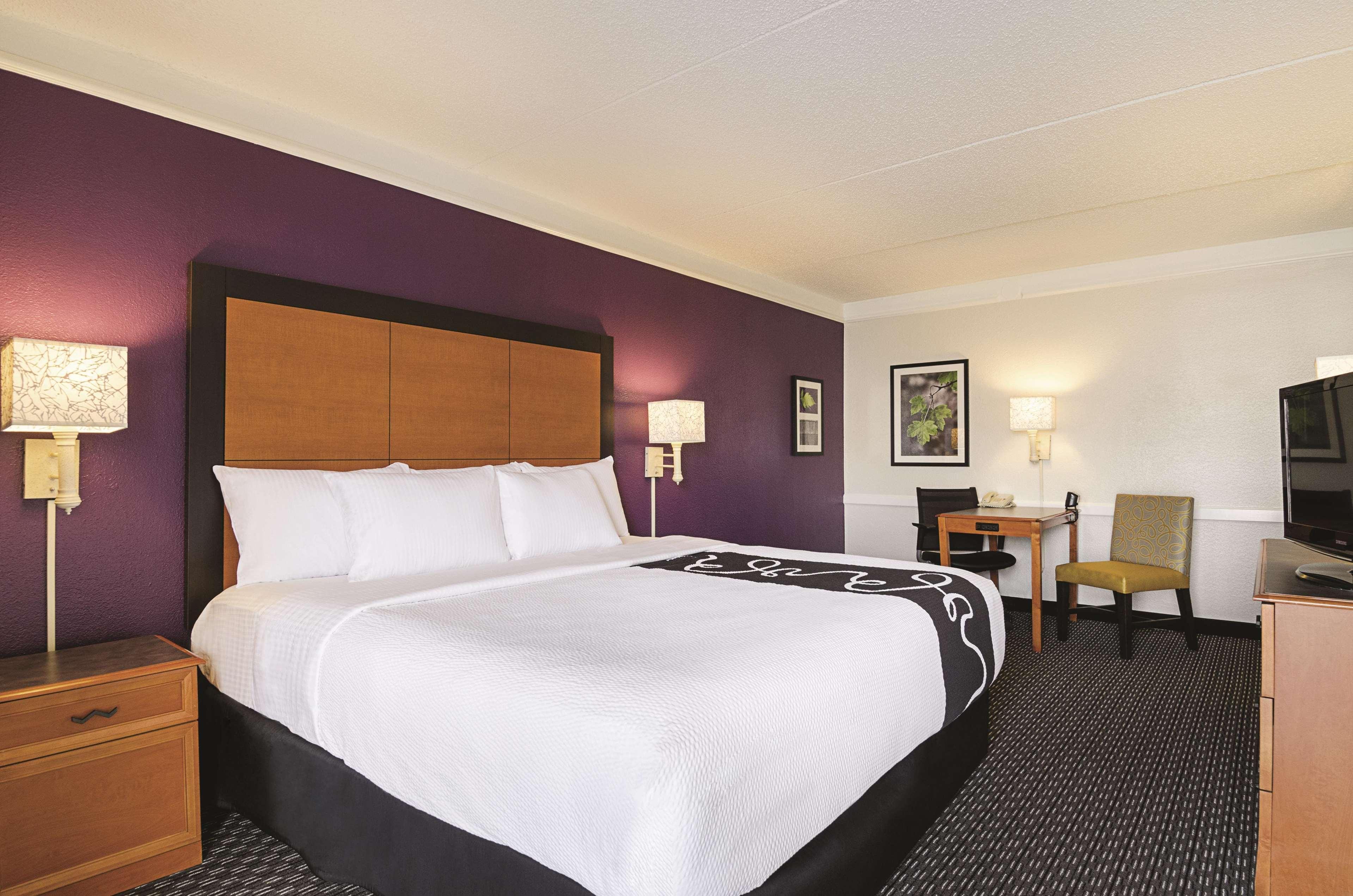 Hotel La Quinta By Wyndham Raleigh Durham Intl Ap à Morrisville Extérieur photo