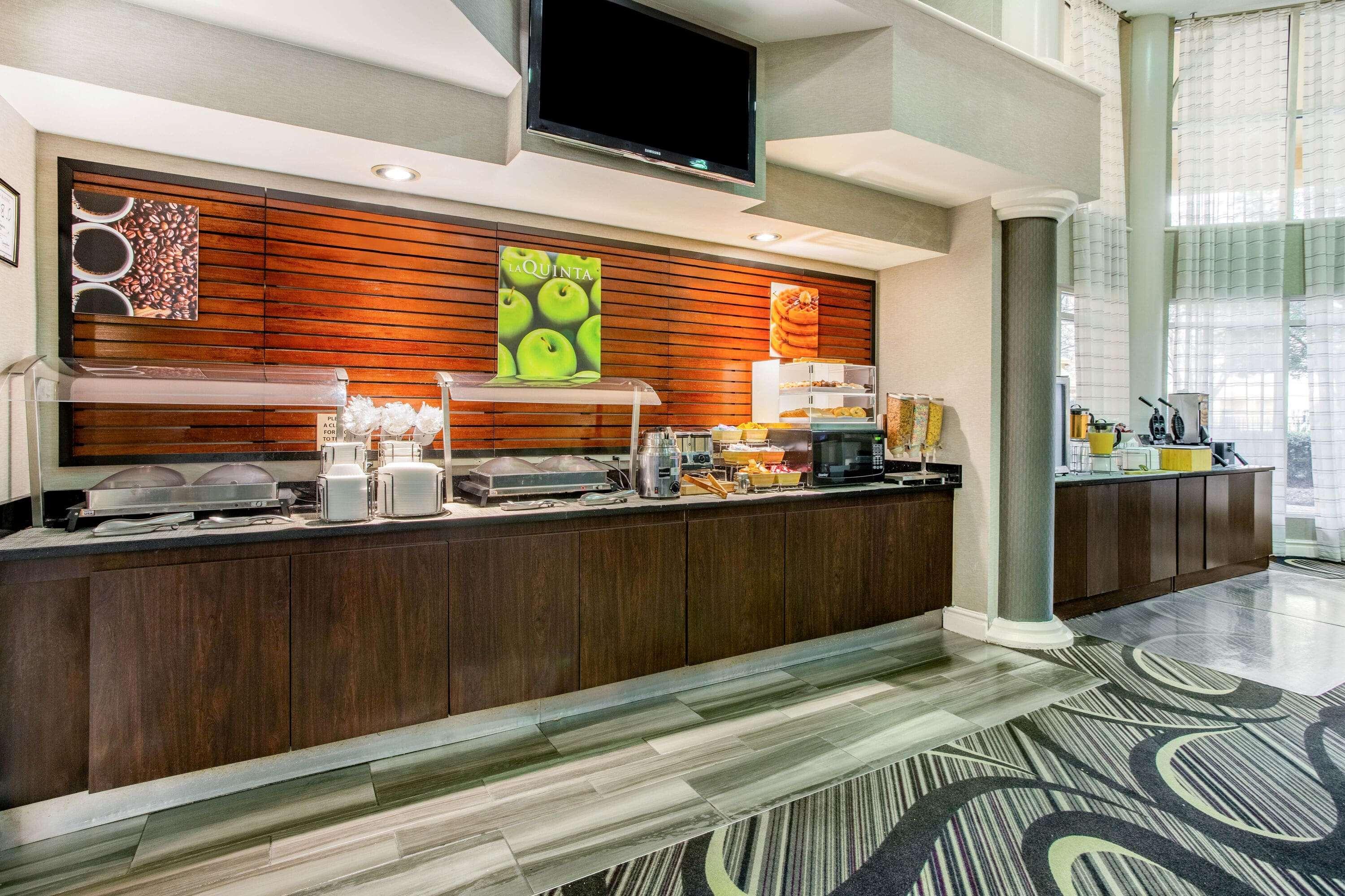 Hotel La Quinta By Wyndham Raleigh Durham Intl Ap à Morrisville Extérieur photo
