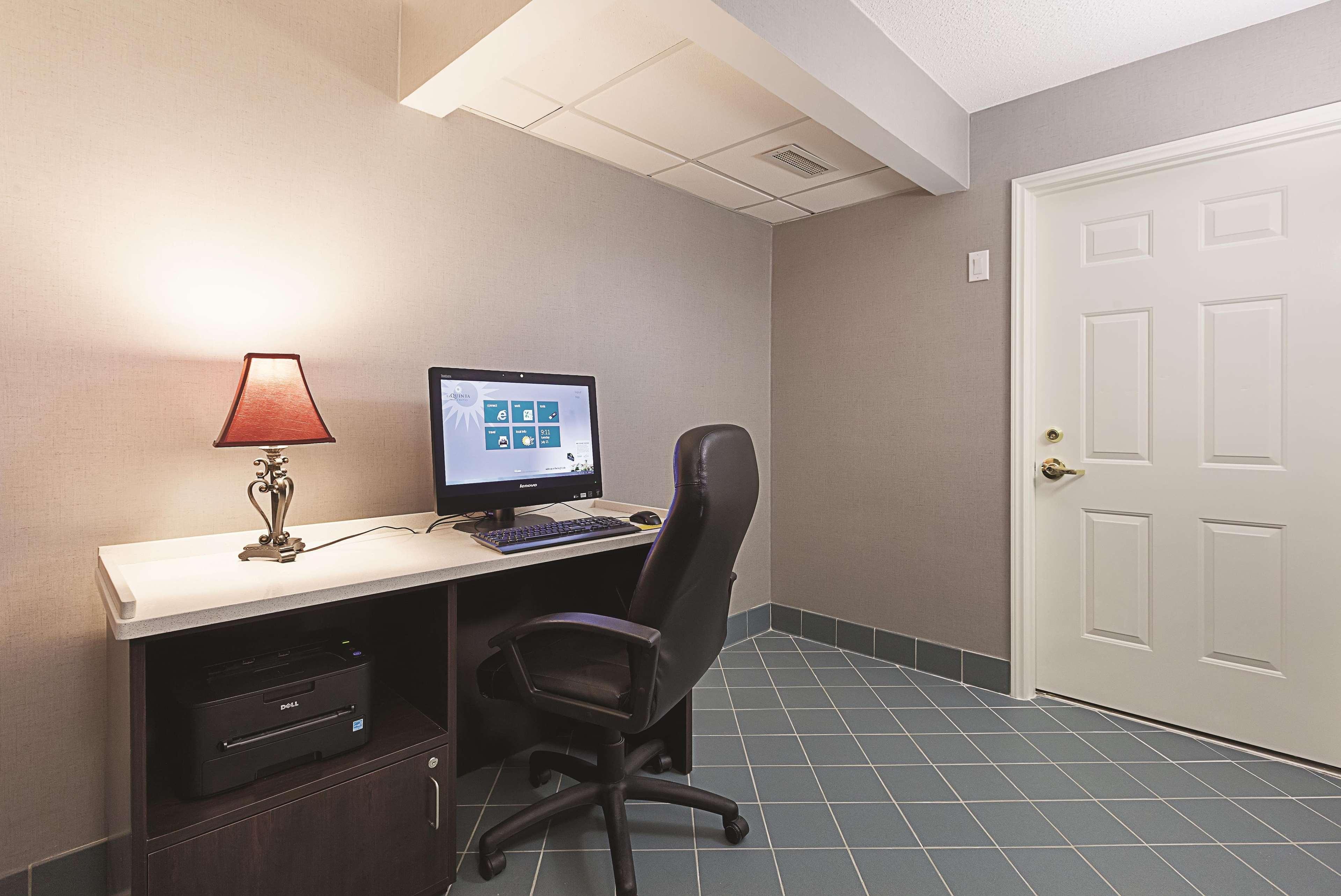 Hotel La Quinta By Wyndham Raleigh Durham Intl Ap à Morrisville Extérieur photo