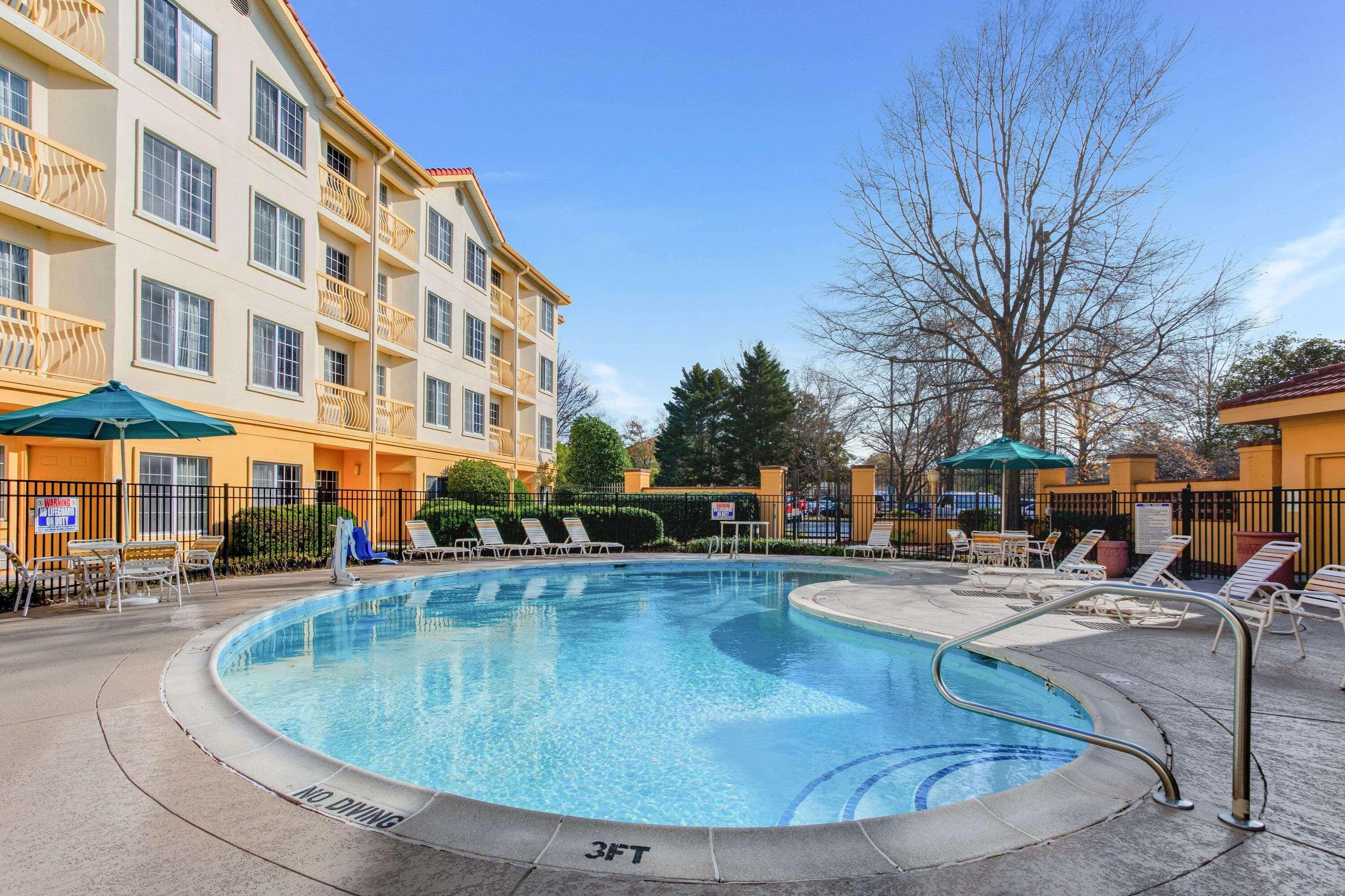 Hotel La Quinta By Wyndham Raleigh Durham Intl Ap à Morrisville Extérieur photo
